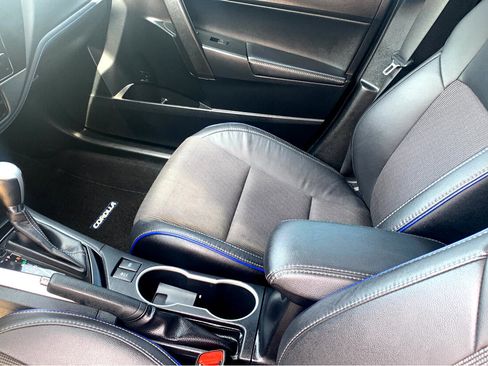 Used 2018 Toyota Corolla L image 20