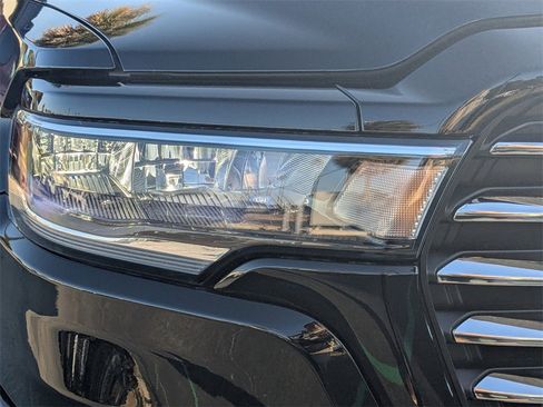 New 2026 RAM 1500 Laramie image 9