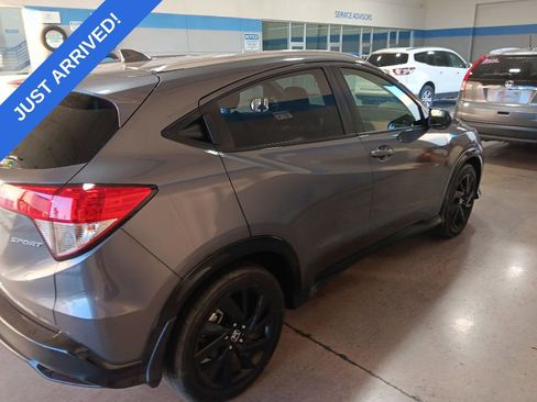 Certified 2021 Honda HR-V Sport image 3