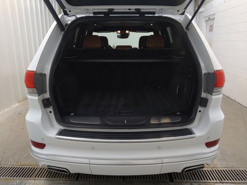 Used 2021 Jeep Grand Cherokee Summit w/ Platinum Series Group AWD/4WD image 29