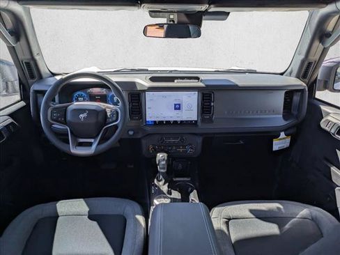 New 2025 Ford Bronco Big Bend AWD/4WD image 13