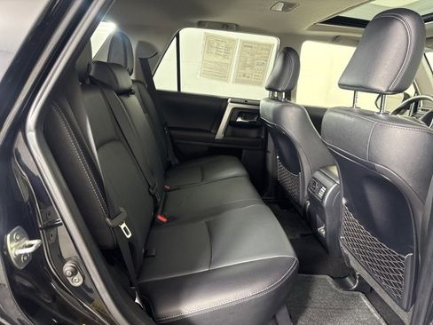 Used 2022 Toyota 4Runner Limited image 19