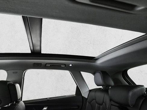 Certified 2024 Audi Q5 e Prestige image 20