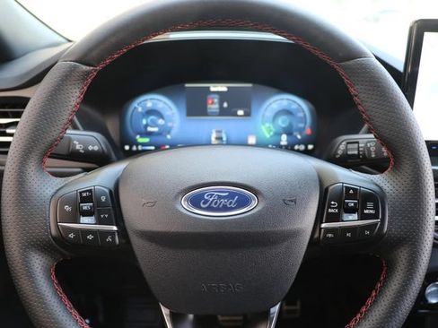 Used 2024 Ford Escape ST-Line Select w/ Tech Pack #2 AWD/4WD image 27