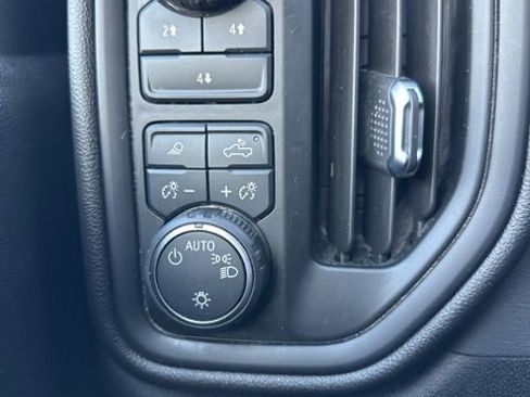 Used 2025 Chevrolet Silverado 2500 W/T w/ WT Convenience Package image 30