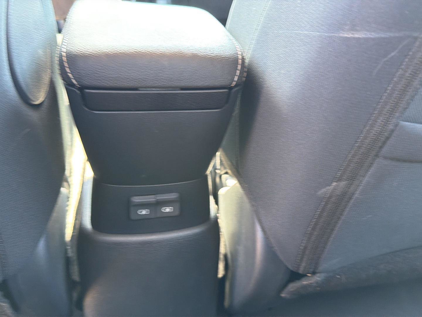 Used 2025 Nissan Kicks Play S FWD image 11