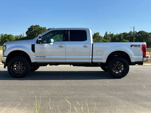 Used 2017 Ford F250 Lariat w/ Lariat Value Package AWD/4WD image 7