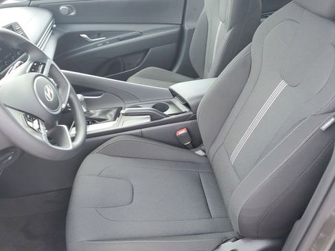 New 2026 Hyundai Elantra SE FWD image 16