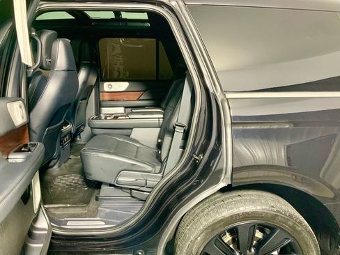 Used 2022 Lincoln Navigator Reserve image 31