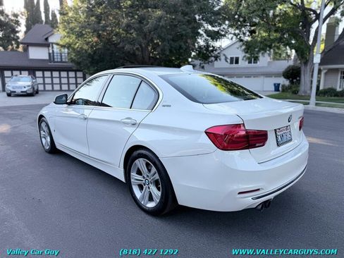 Used 2018 BMW 330e RWD image 5
