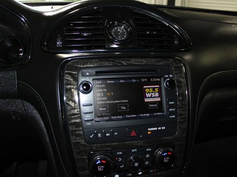 Used 2013 Buick Enclave Leather FWD image 15
