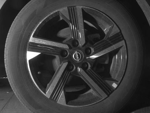 Used 2025 Nissan Sentra SV FWD image 12