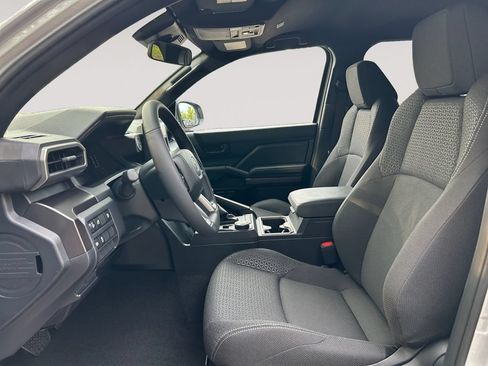 New 2026 Toyota 4Runner SR5 RWD image 9