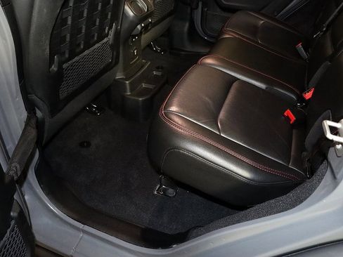 Used 2021 Jeep Wrangler Unlimited Rubicon image 28