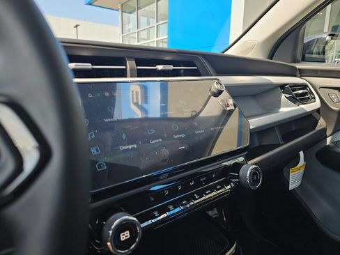 New 2027 Chevrolet Bolt LT w/ Comfort Package FWD image 28