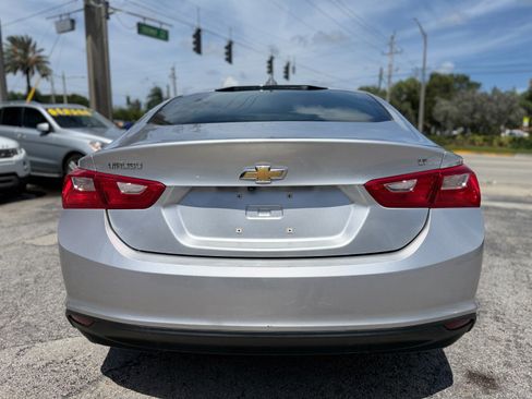 Used 2016 Chevrolet Malibu LT FWD image 4