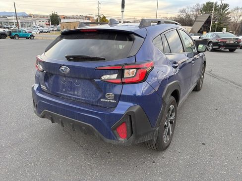 Certified 2025 Subaru Crosstrek 2.0i Premium image 5