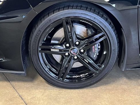 Used 2026 Chevrolet Corvette Stingray Coupe w/ Z51 Performance Package RWD image 27