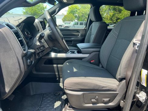 Used 2025 RAM 2500 Big Horn AWD/4WD image 16