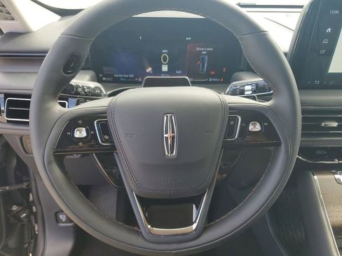 New 2025 Lincoln Aviator Reserve w/ Luxury Package image 25
