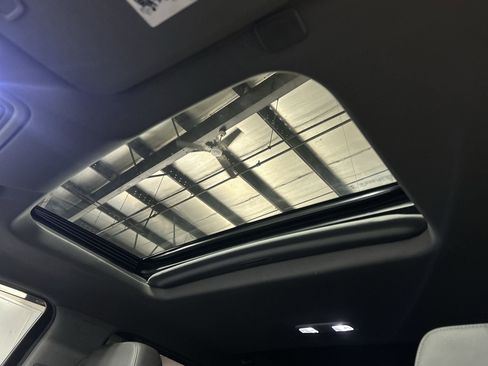 Used 2020 GMC Sierra 1500 SLT w/ SLT Premium Plus Package image 21