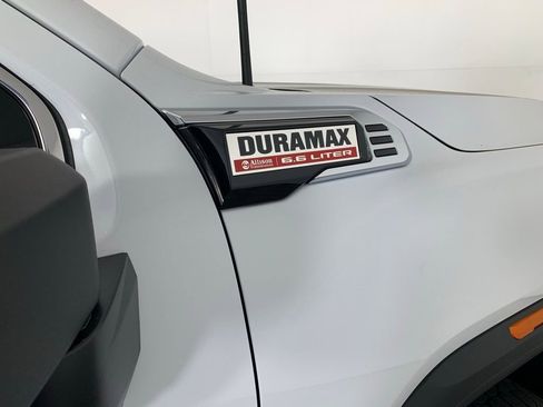 New 2026 GMC Sierra 2500 SLT w/ SLT Premium Package image 31