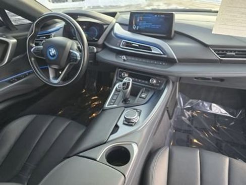 Used 2016 BMW i8 image 19