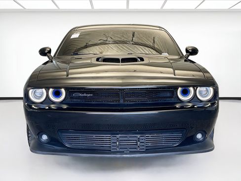 Used 2018 Dodge Challenger R/T Scat Pack image 2