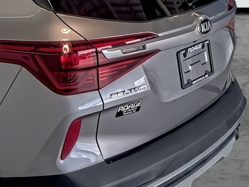 Used 2021 Kia Seltos EX AWD/4WD image 10