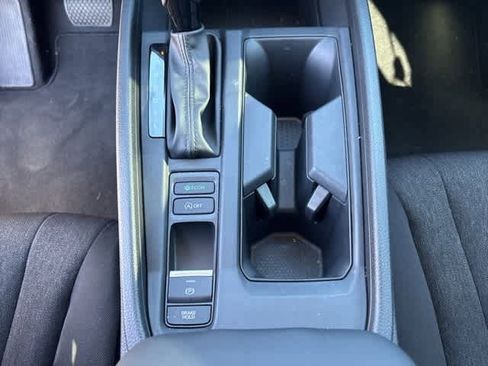 Certified 2025 Honda Accord LX image 16