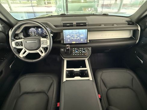 Used 2025 Land Rover Defender 110 S AWD/4WD image 14