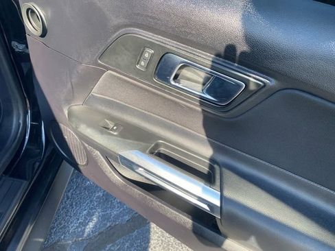 Used 2018 Ford Mustang GT w/ Black Accent Pkg image 55