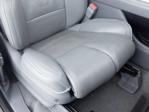 Used 2018 Lincoln Navigator Reserve w/ Technology Package image 25