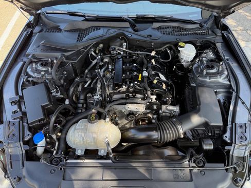 Used 2023 Ford Mustang Coupe RWD image 43