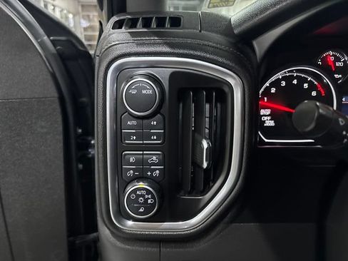 Used 2021 Chevrolet Silverado 1500 RST AWD/4WD image 17