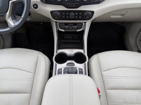 Used 2022 GMC Terrain Denali w/ LPO, Floor Liner Package image 25