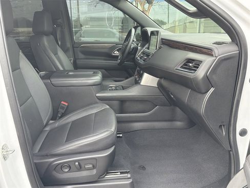 Used 2023 Chevrolet Tahoe Z71 w/ Luxury Package image 13