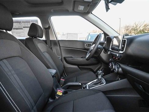 New 2026 Hyundai Venue SEL image 23