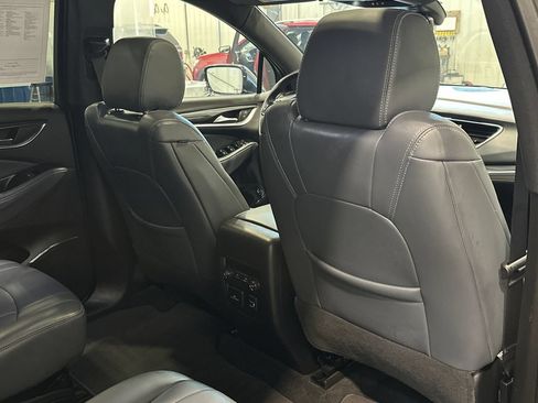 Used 2023 Buick Enclave Essence w/ Experience Buick Package AWD/4WD image 36