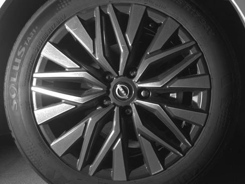 Used 2025 Nissan Altima 2.5 SV image 13