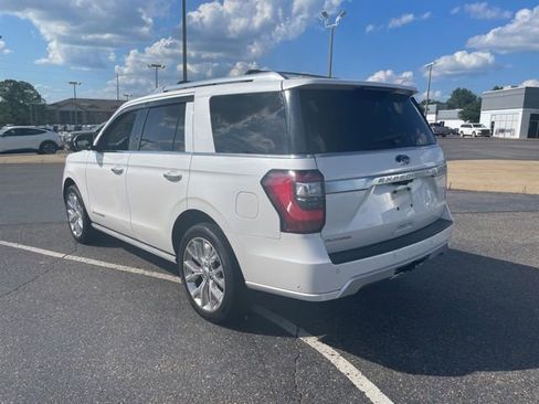 Used 2018 Ford Expedition Platinum RWD image 5