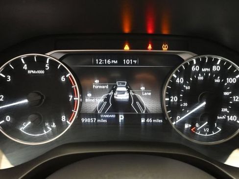 Used 2023 Nissan Rogue SV FWD image 38