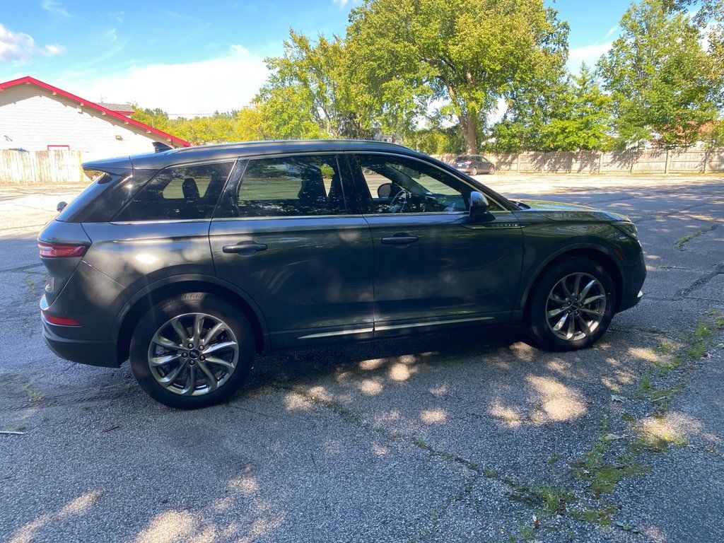 Used 2020 Lincoln Corsair AWD w/ Premium Package image 6