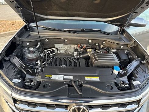 Used 2023 Volkswagen Atlas SE w/ Panoramic Sunroof Package image 22
