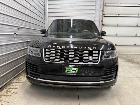 Used 2018 Land Rover Range Rover Autobiography image 2