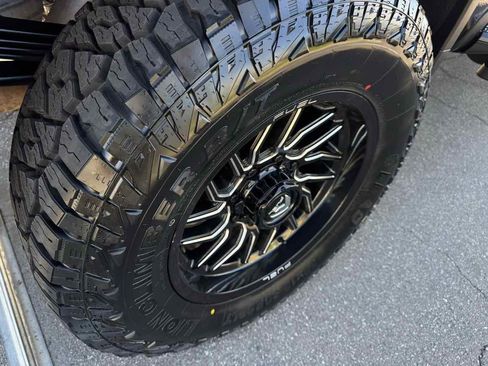 Used 2024 Chevrolet Silverado 2500 LTZ w/ LTZ Premium Package AWD/4WD image 30