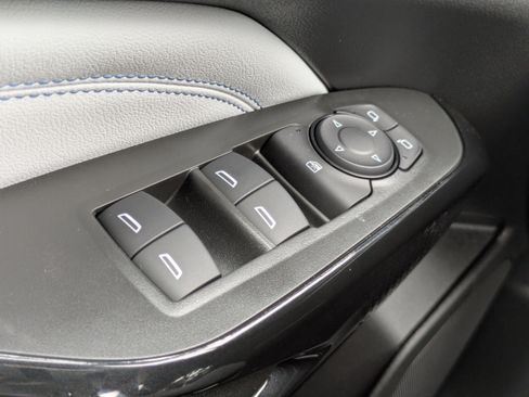 New 2025 Chevrolet Trax LT w/ Driver Confidence Package image 14