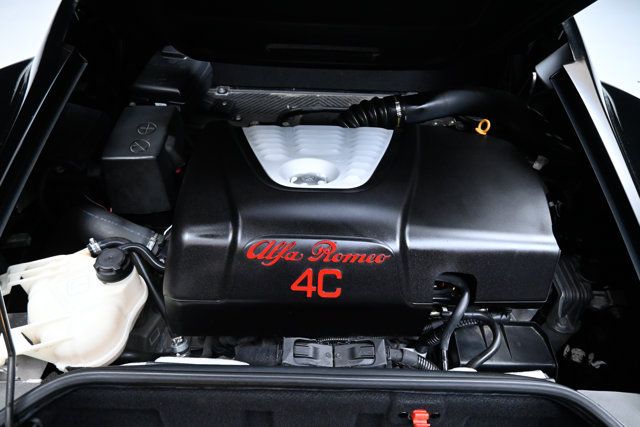 Used 2016 Alfa Romeo 4C Spider RWD image 6