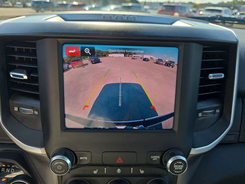 Used 2024 RAM 1500 Big Horn image 17