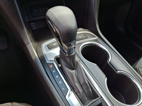 Used 2023 Chevrolet Equinox LT AWD/4WD image 15